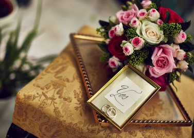 Klassische Hochzeitsinspiration zum Träumen von marry & me und deko-raum