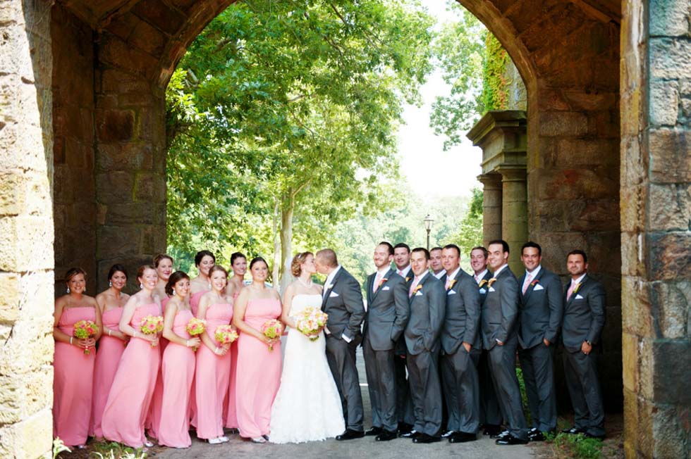 Sarah und Domenic’s Hochzeit in der historischen Aldrich Mansion von A Brilliant Photo