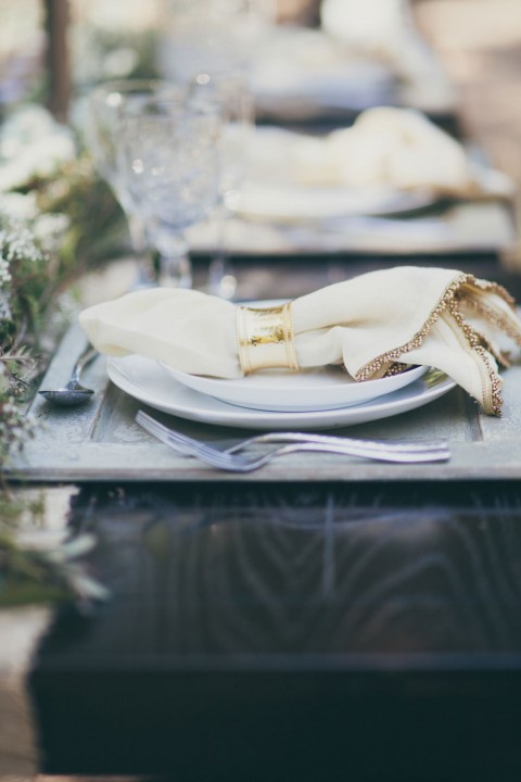 Blau & Goldfarbene Hochzeitsinspiration von Alexandra Wallace