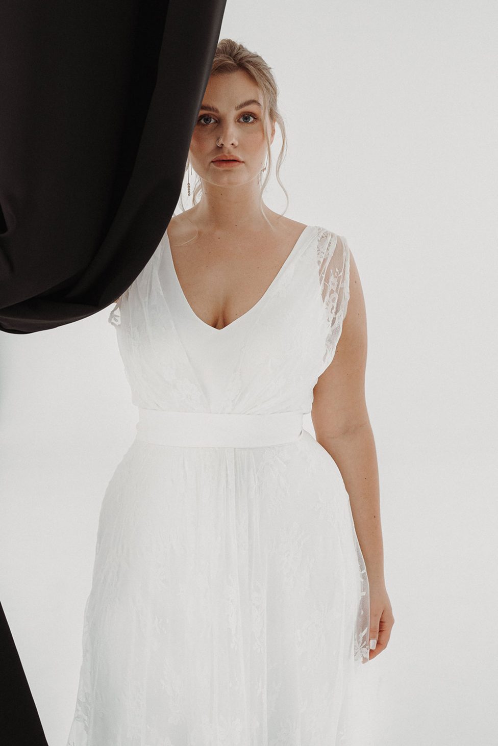 Minimalistische Brautkleider für jede Braut